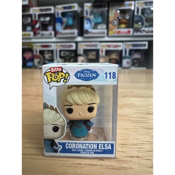 HYPER RARE CHASE BITTY Coronation Elsa Frozen Funko Pop #118 Disney Princesses - Picture 1 of 6